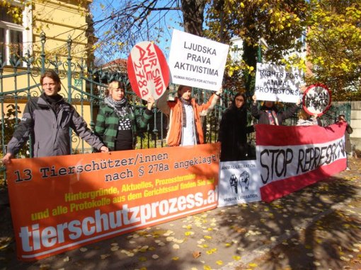Prosvjed za austrijske aktiviste u Ljubljani 1 [ 161.88 Kb ]